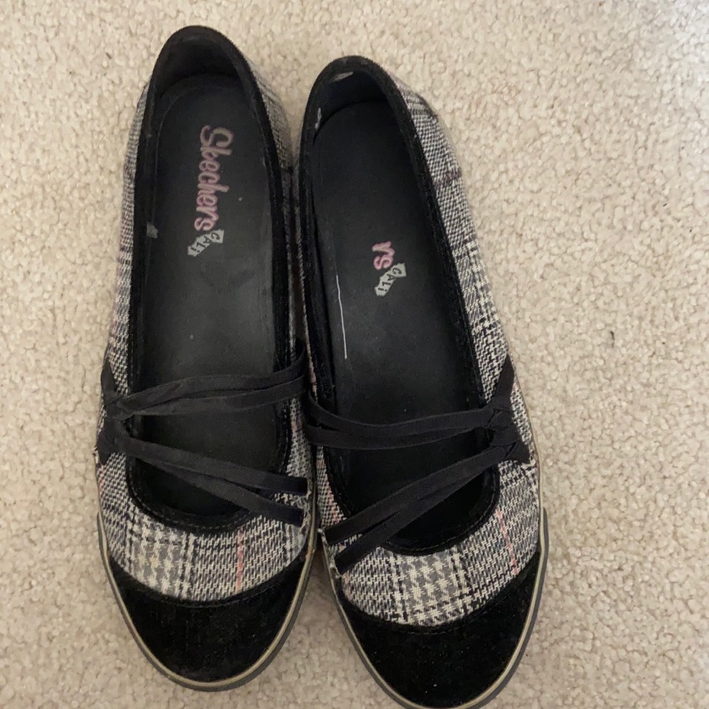 Sketchers flats